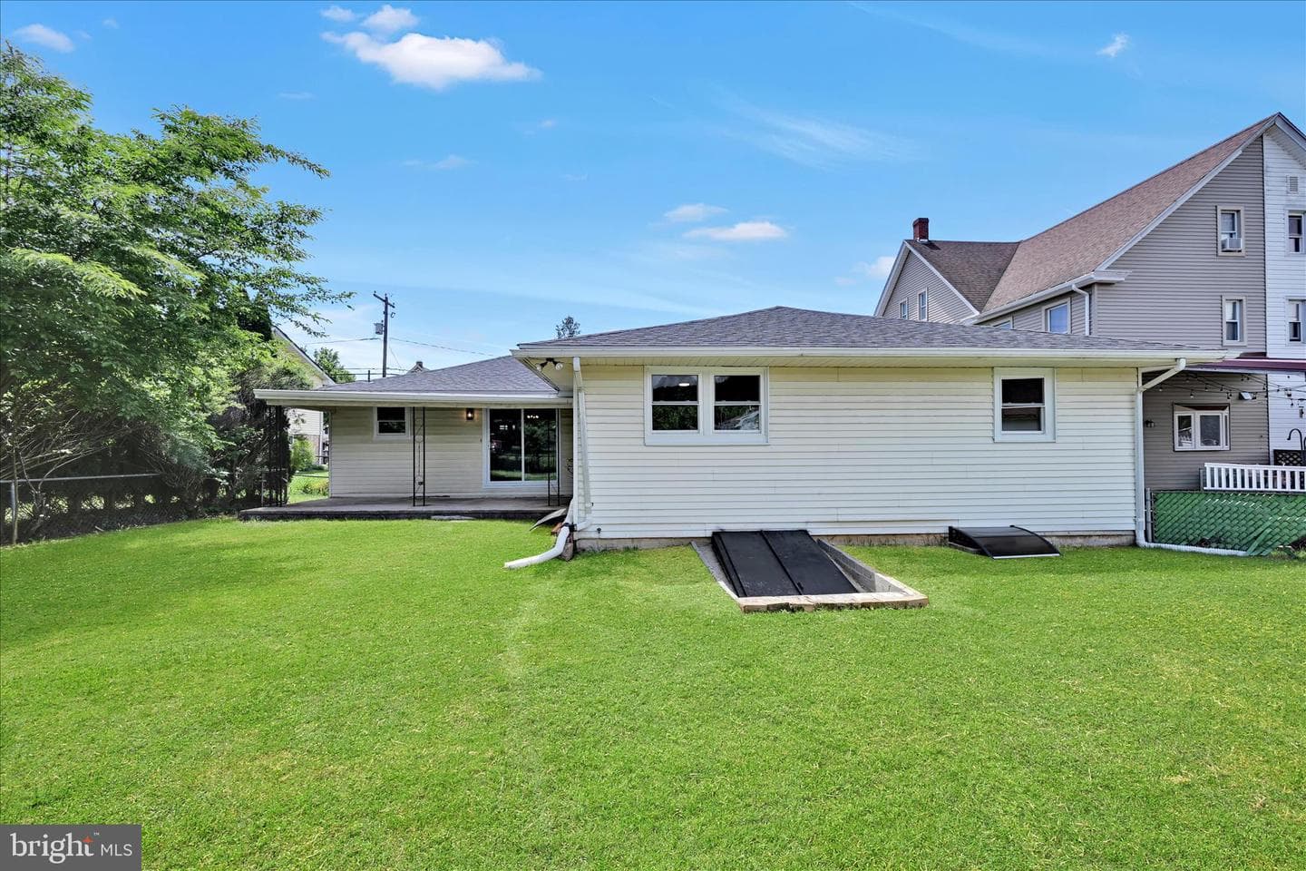 12 W 10th Street photo 39