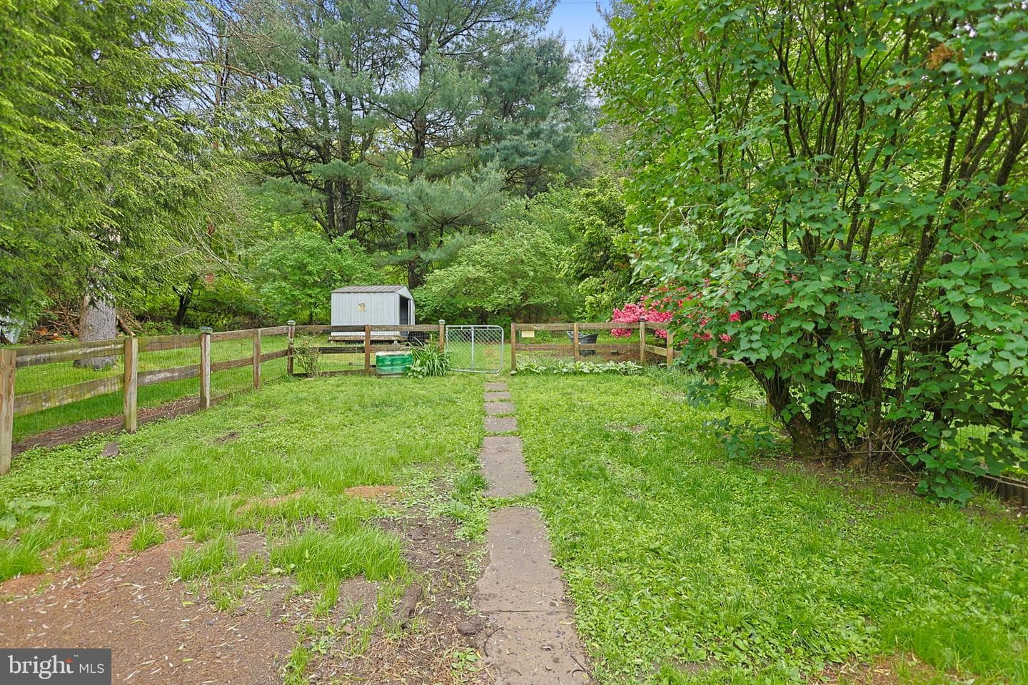 195 Yard Street photo 29