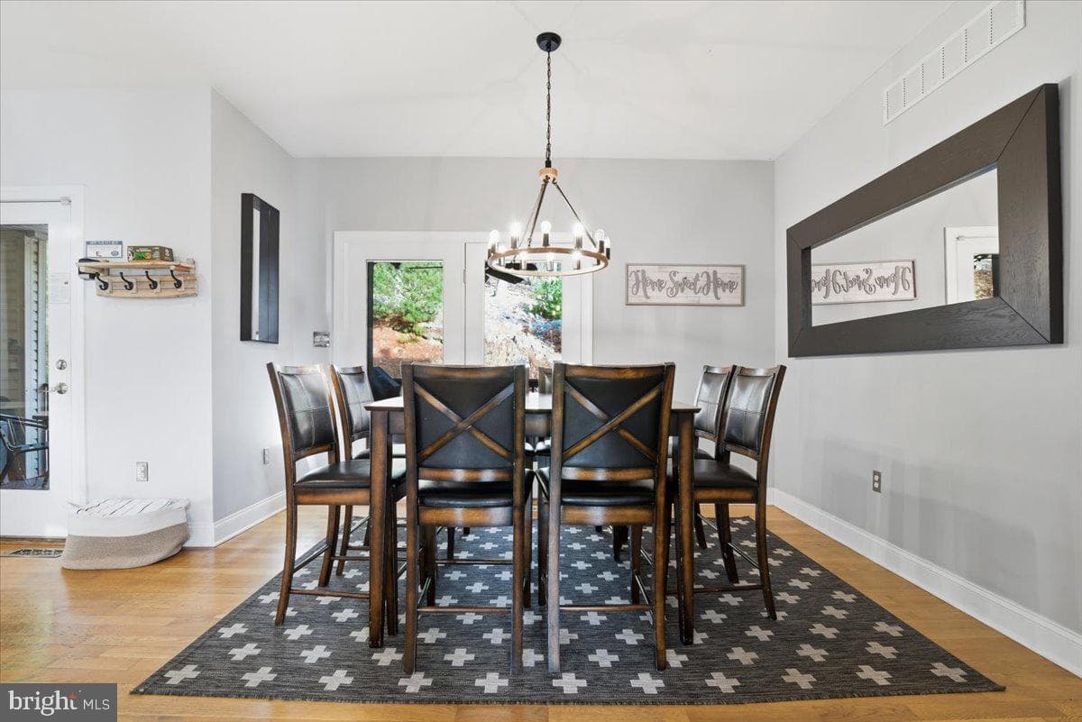 6 Fieldstone Court photo 12