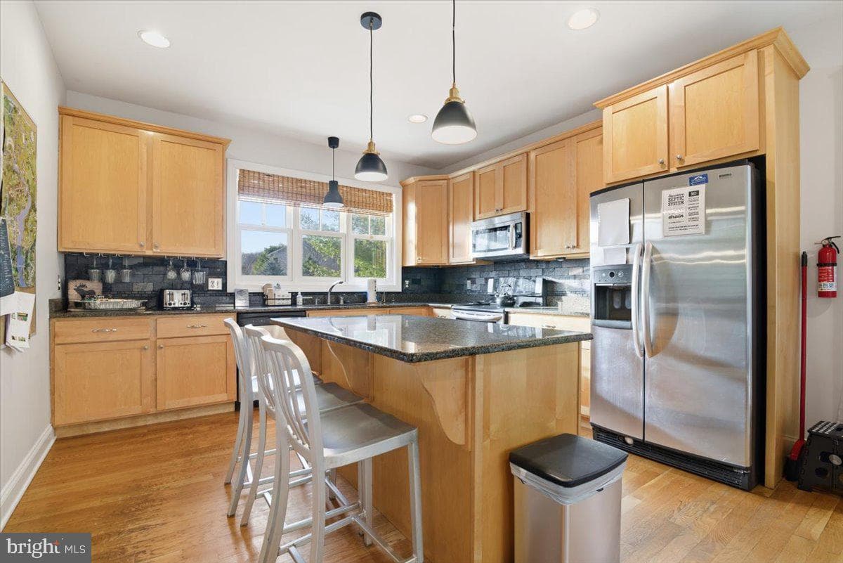 6 Fieldstone Court photo 16