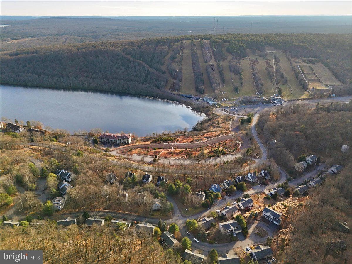 6 Fieldstone Court photo 52