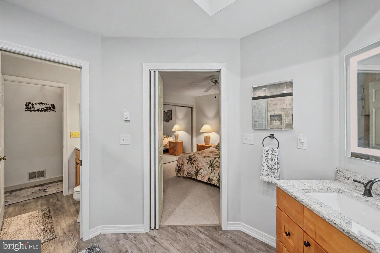 5 Beachwood Court photo 22