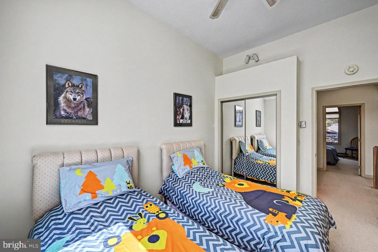 5 Beachwood Court photo 32