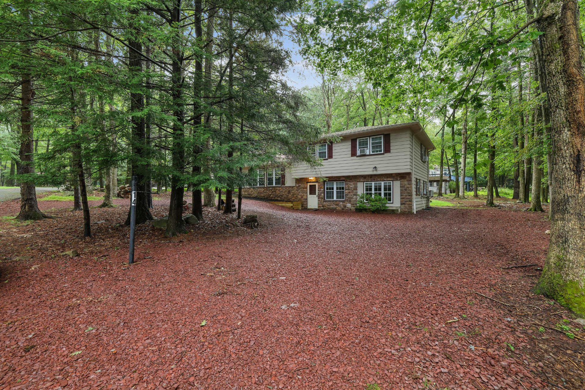 14 Sassafras Rd photo 33