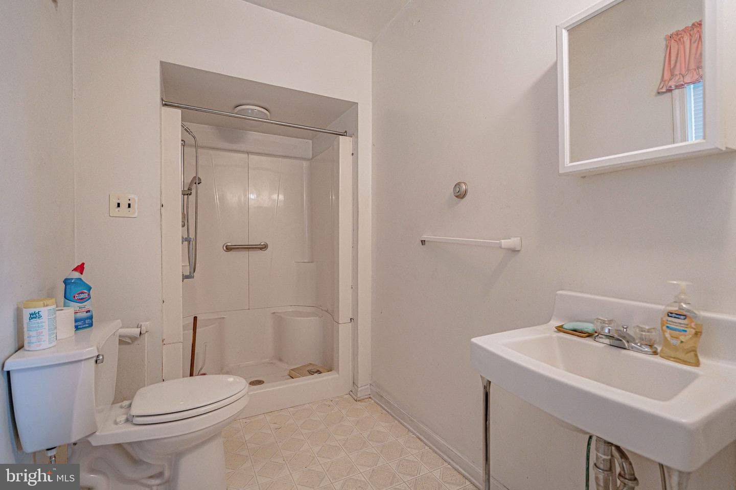 159 W Ridge Street photo 19