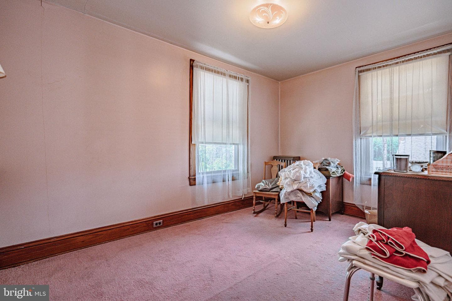 159 W Ridge Street photo 25