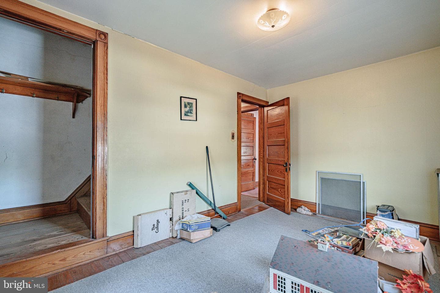 159 W Ridge Street photo 28
