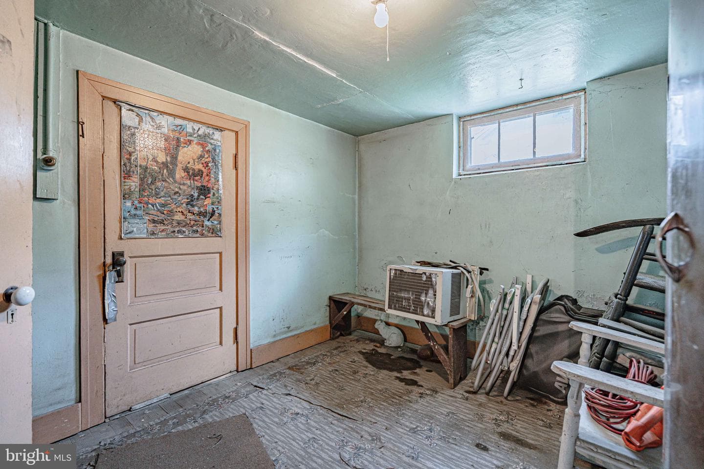 159 W Ridge Street photo 31