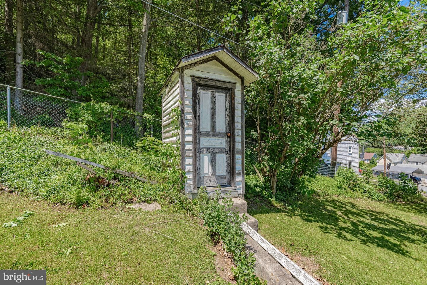 159 W Ridge Street photo 39