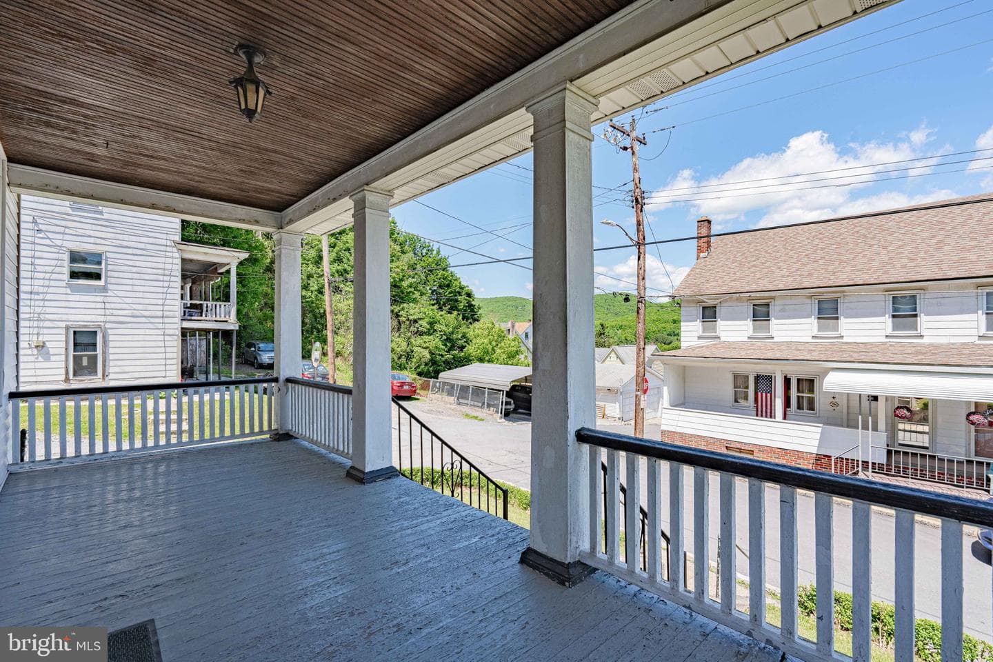 159 W Ridge Street photo 5