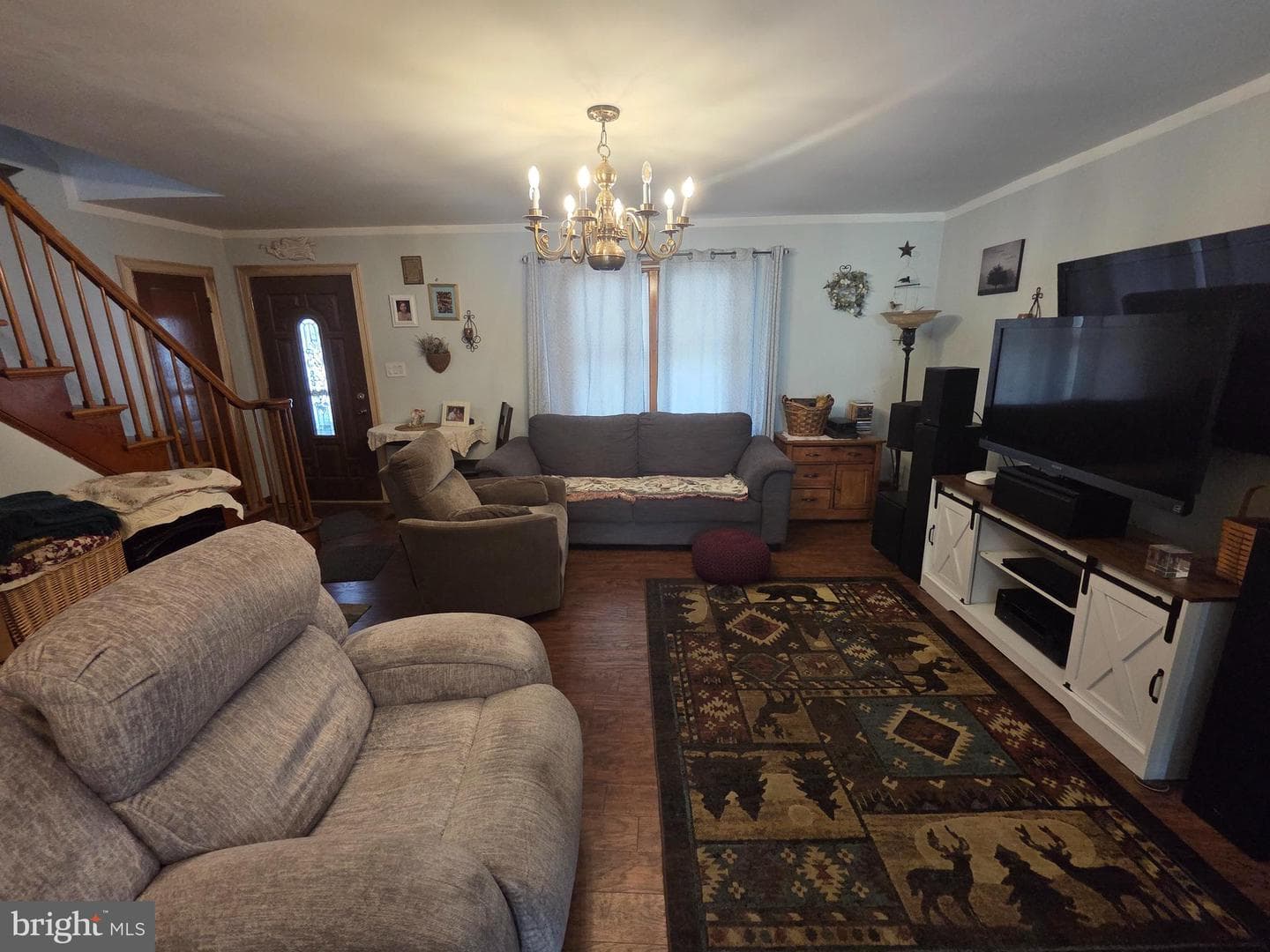412 W Bertsch Street photo 5
