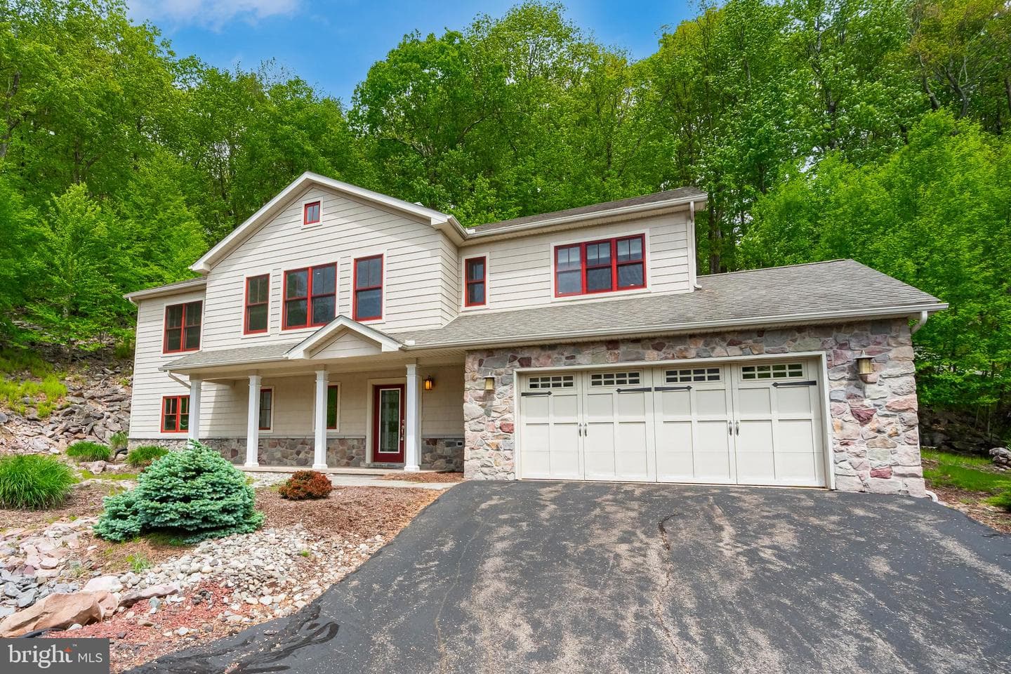 54 Bluestone Court photo 5