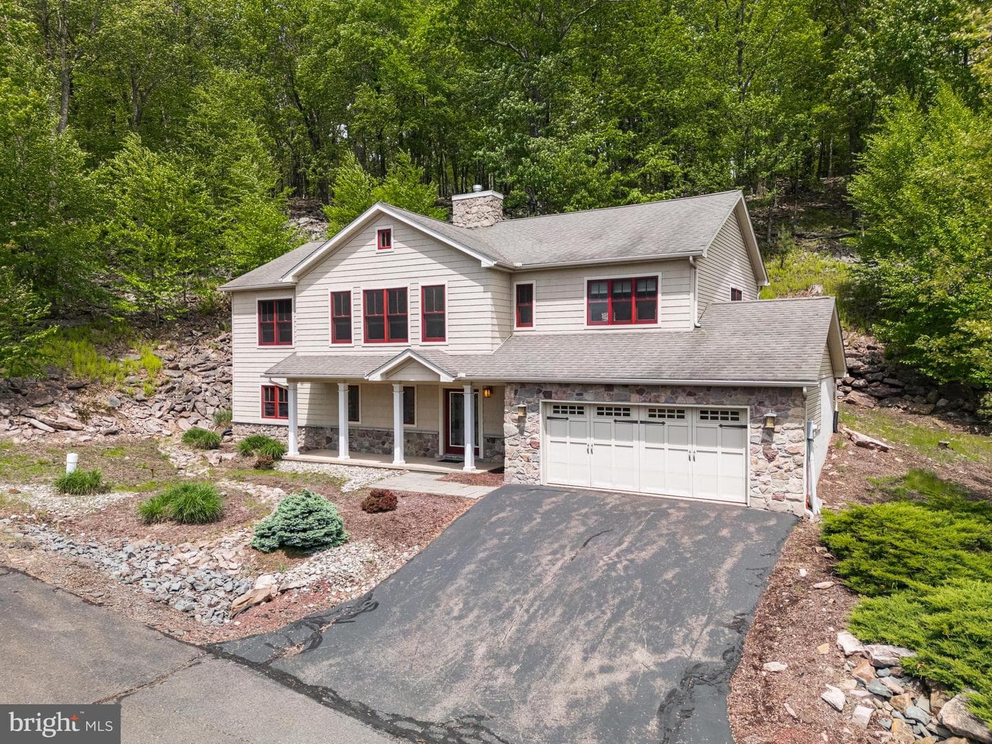 54 Bluestone Court photo 7