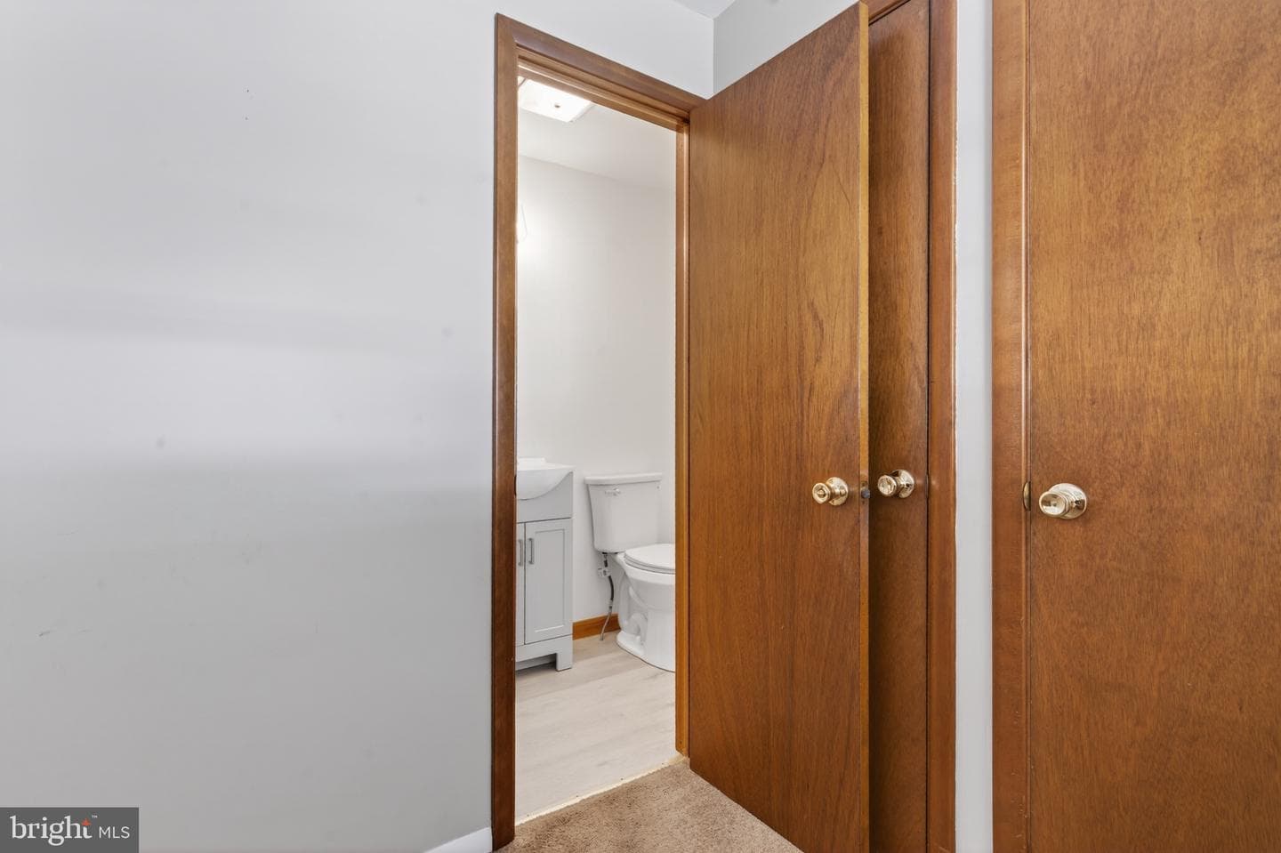128 W Columbus Avenue photo 14