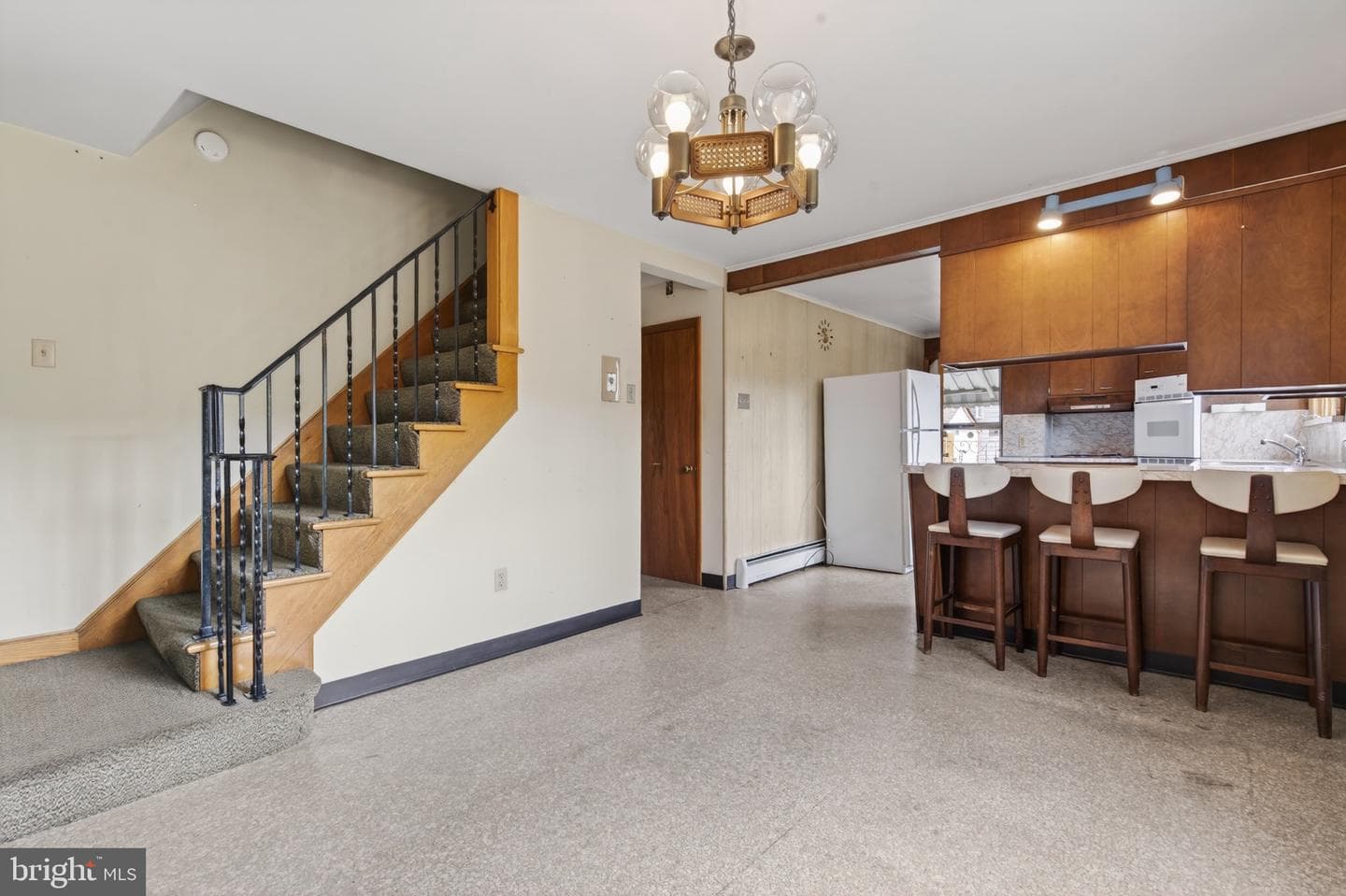128 W Columbus Avenue photo 22