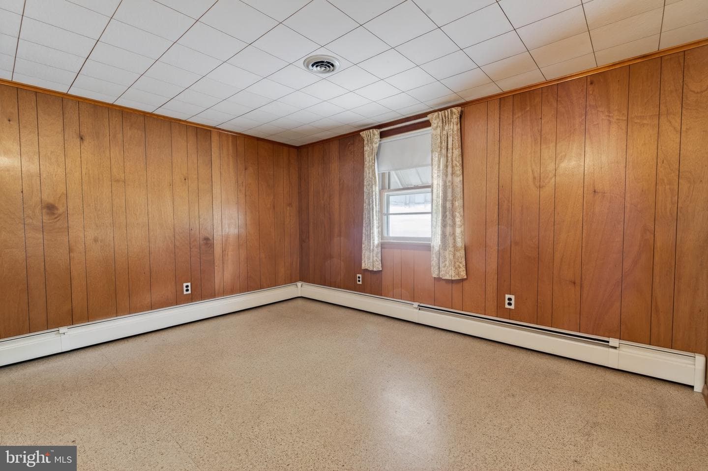 128 W Columbus Avenue photo 33