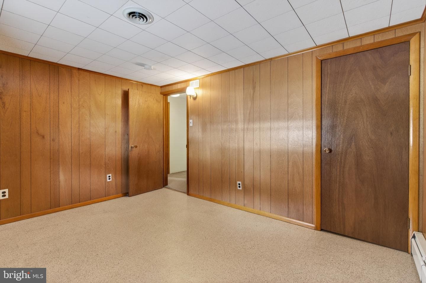 128 W Columbus Avenue photo 34