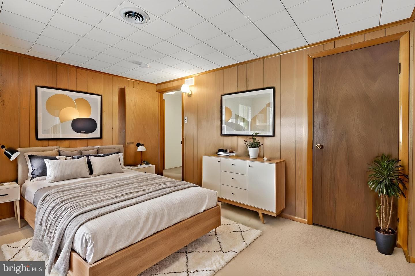 128 W Columbus Avenue photo 35