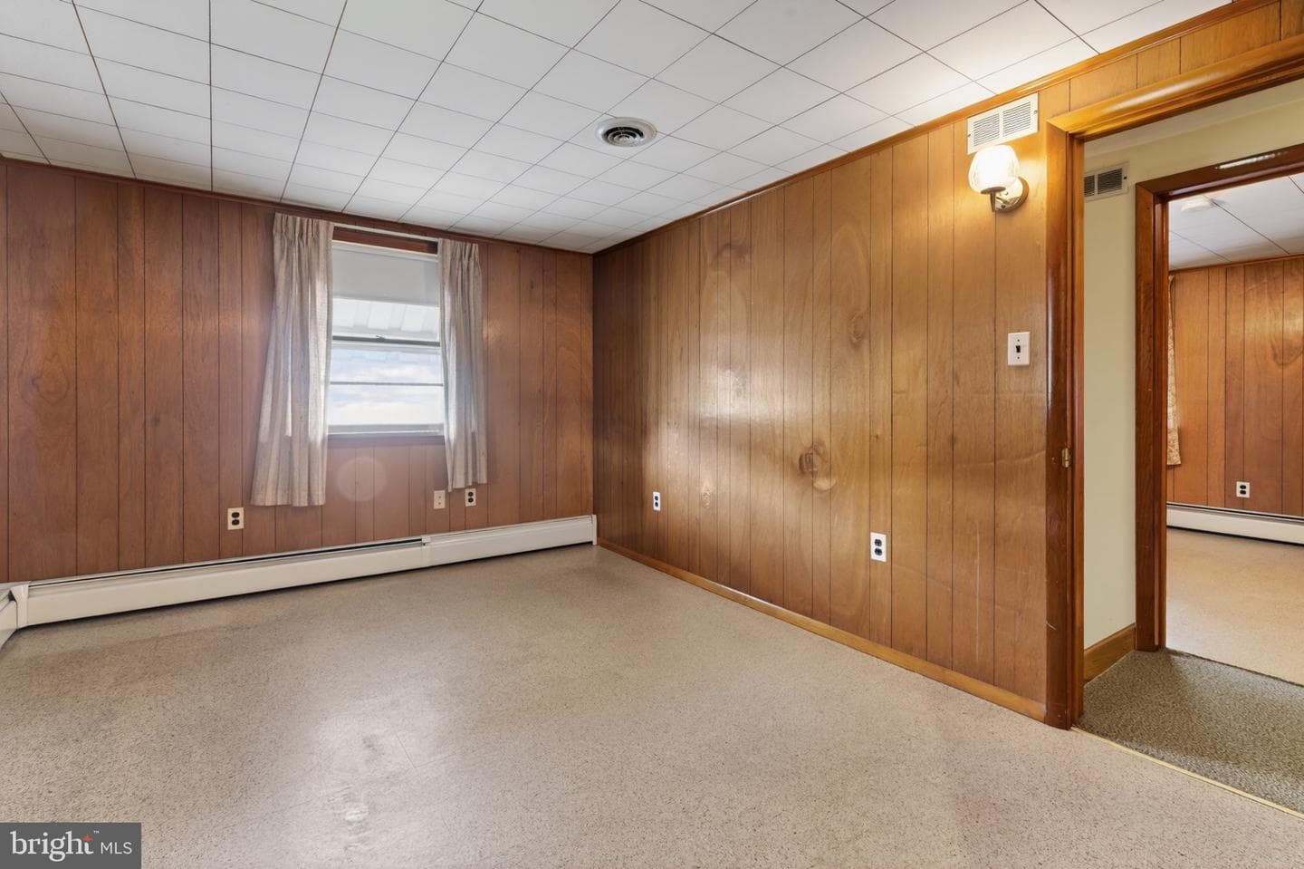 128 W Columbus Avenue photo 44