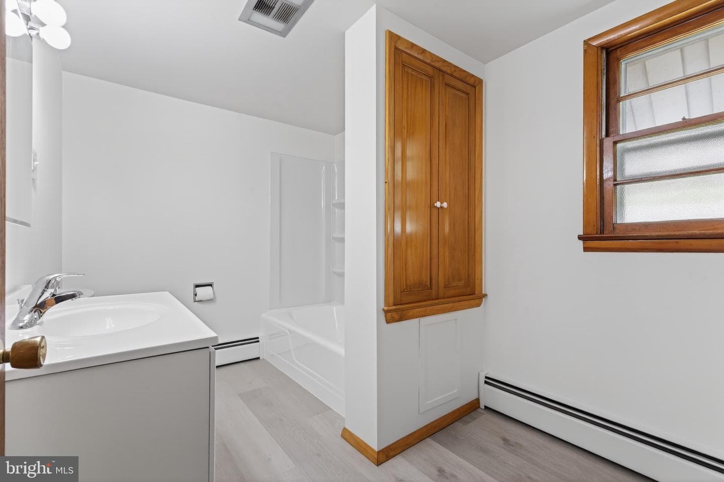 128 W Columbus Avenue photo 46