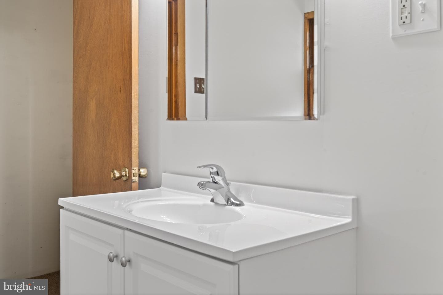 128 W Columbus Avenue photo 50