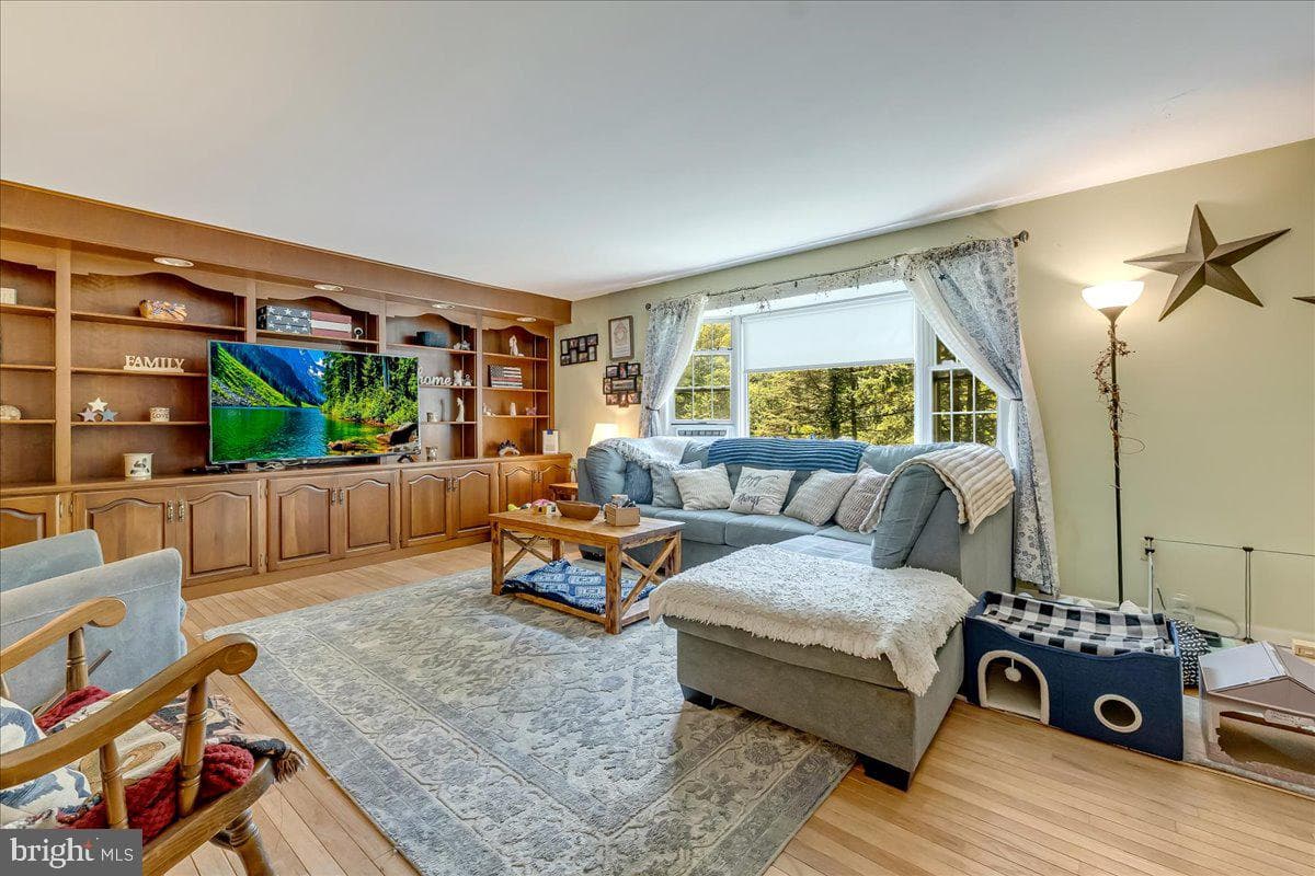 141 Church Hill Road photo 12