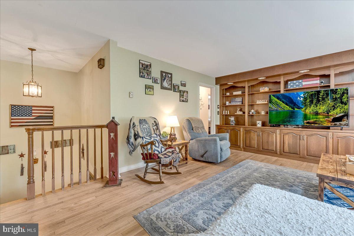 141 Church Hill Road photo 17