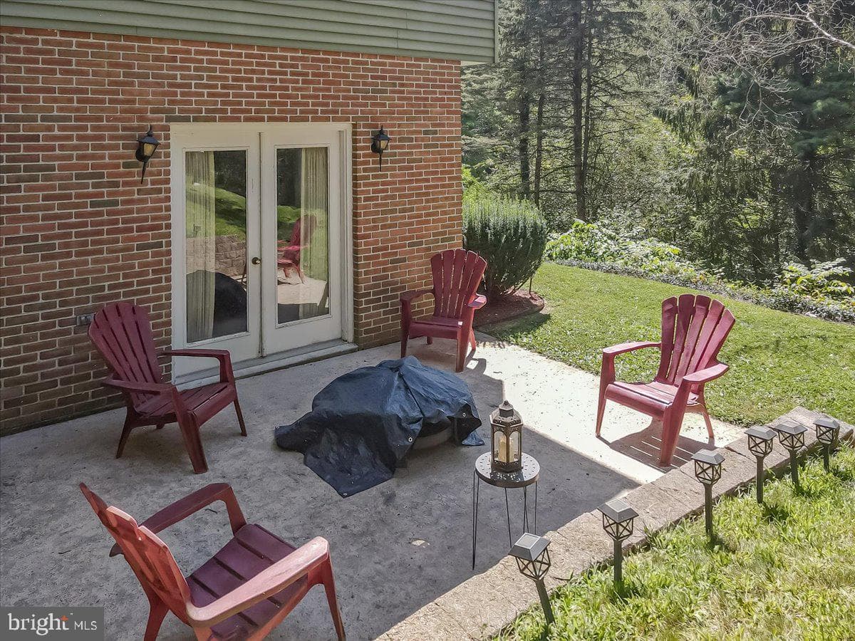 141 Church Hill Road photo 53