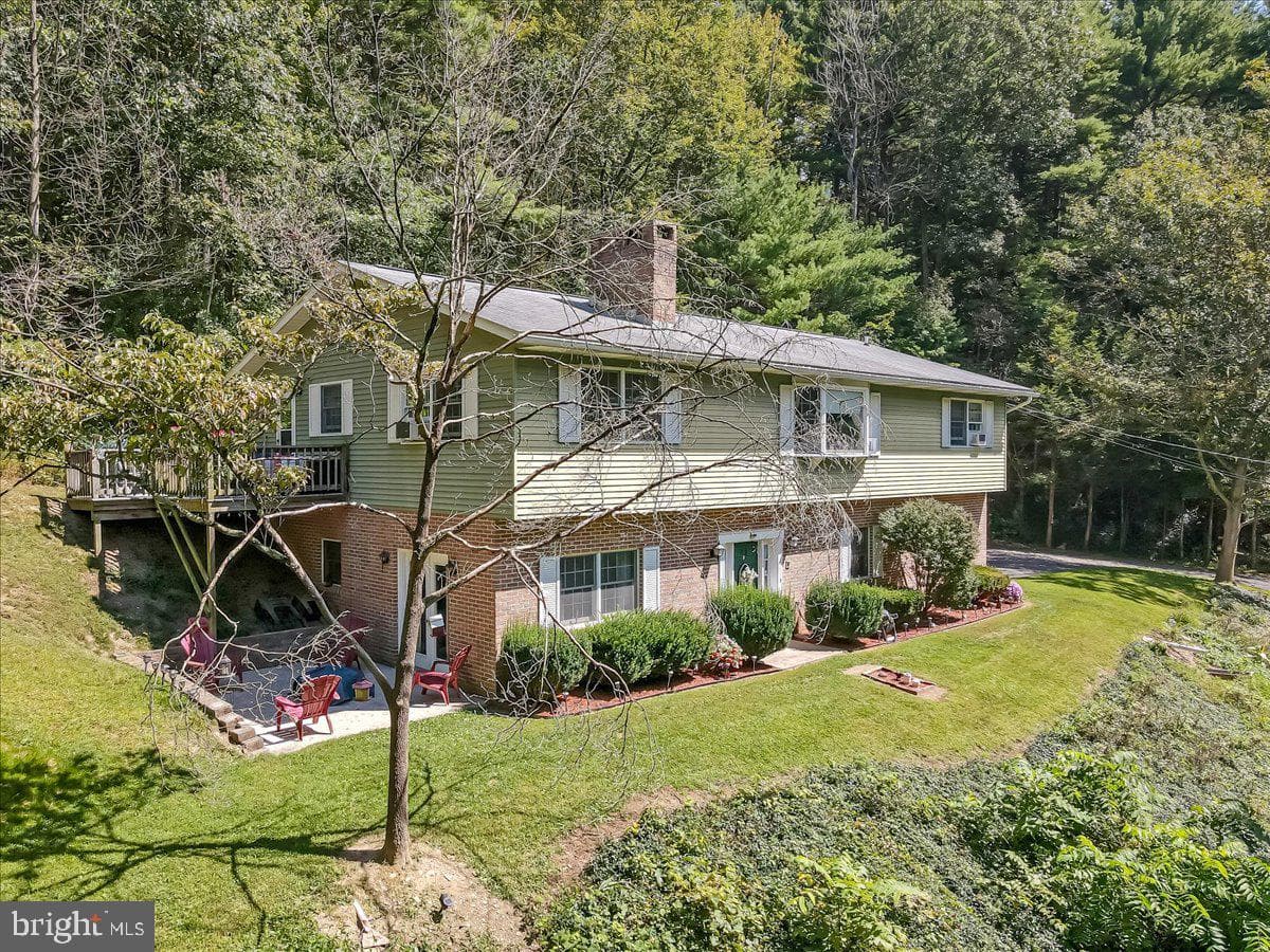 141 Church Hill Road photo 6