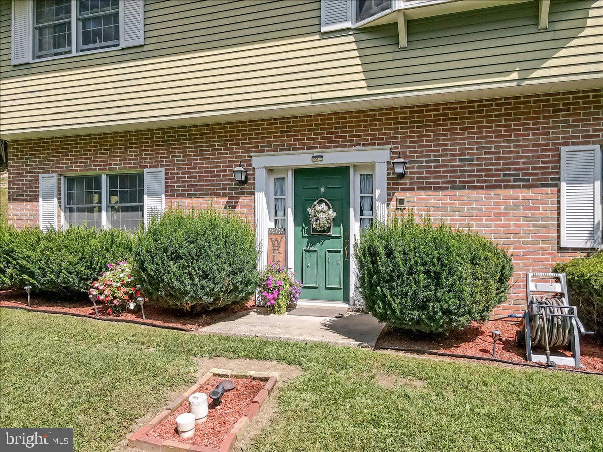 141 Church Hill Road photo 9