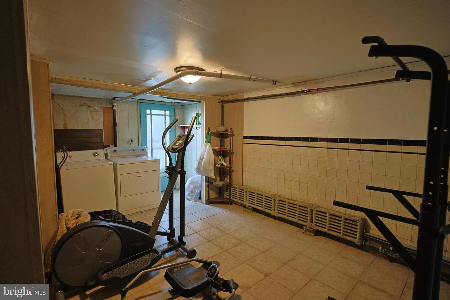 5 N Walnut St photo 11