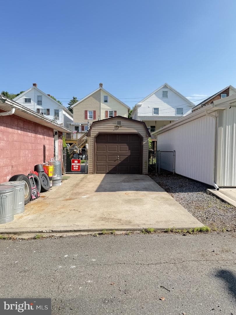 316 E Fell Street photo 45