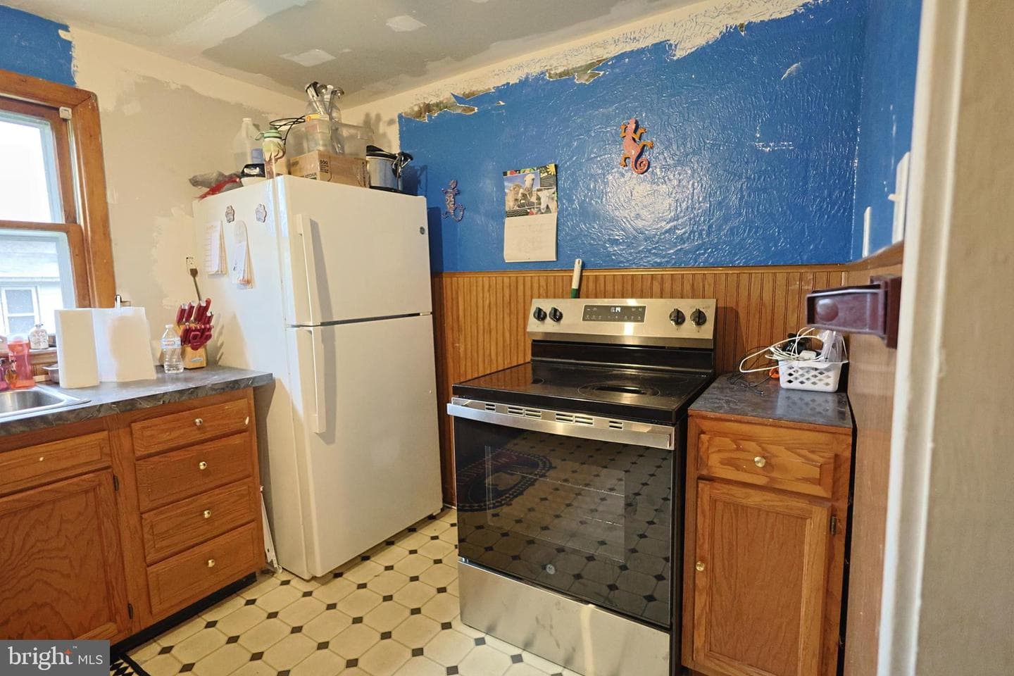 443 E Abbott Street photo 7