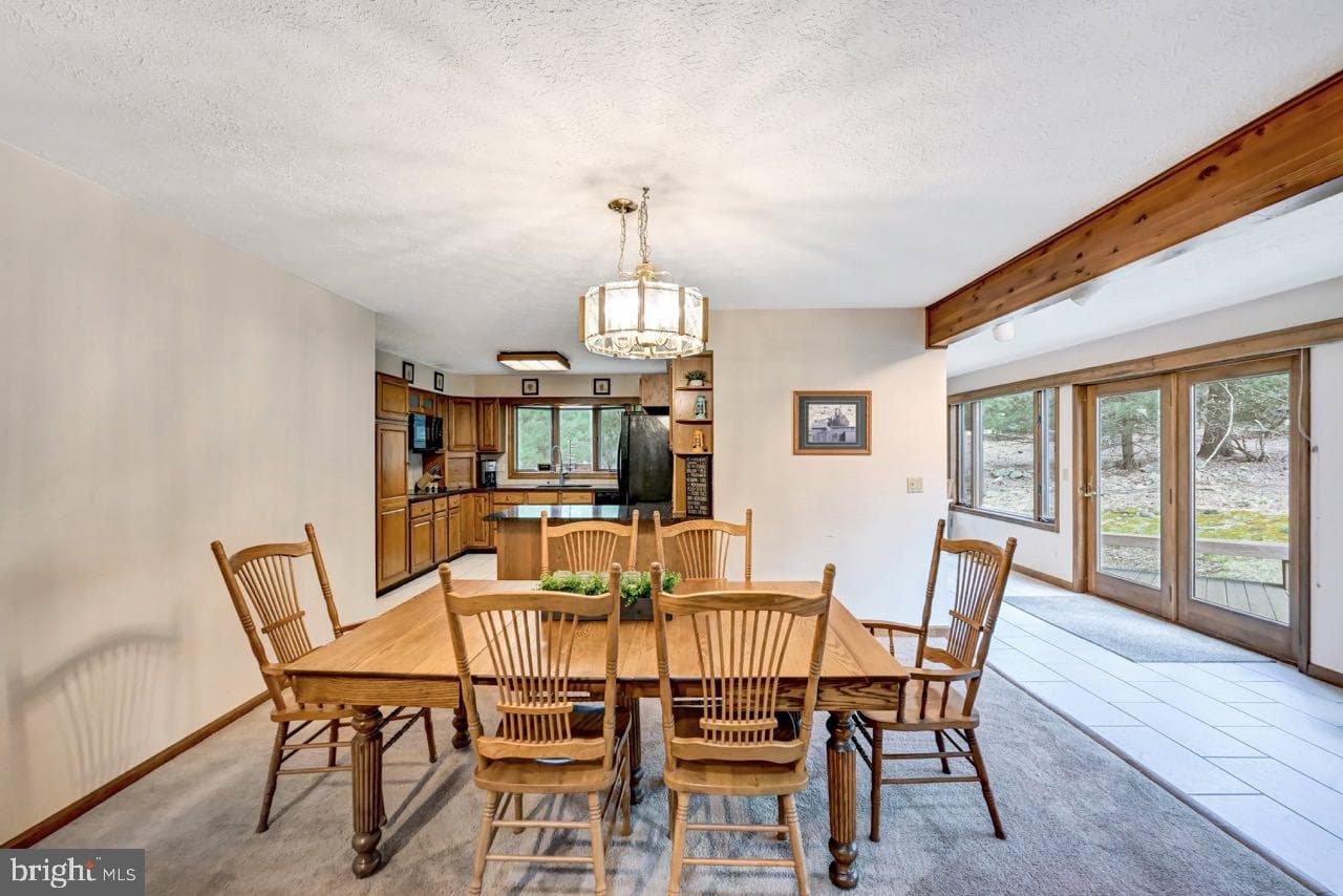 96 Wolf Road photo 20
