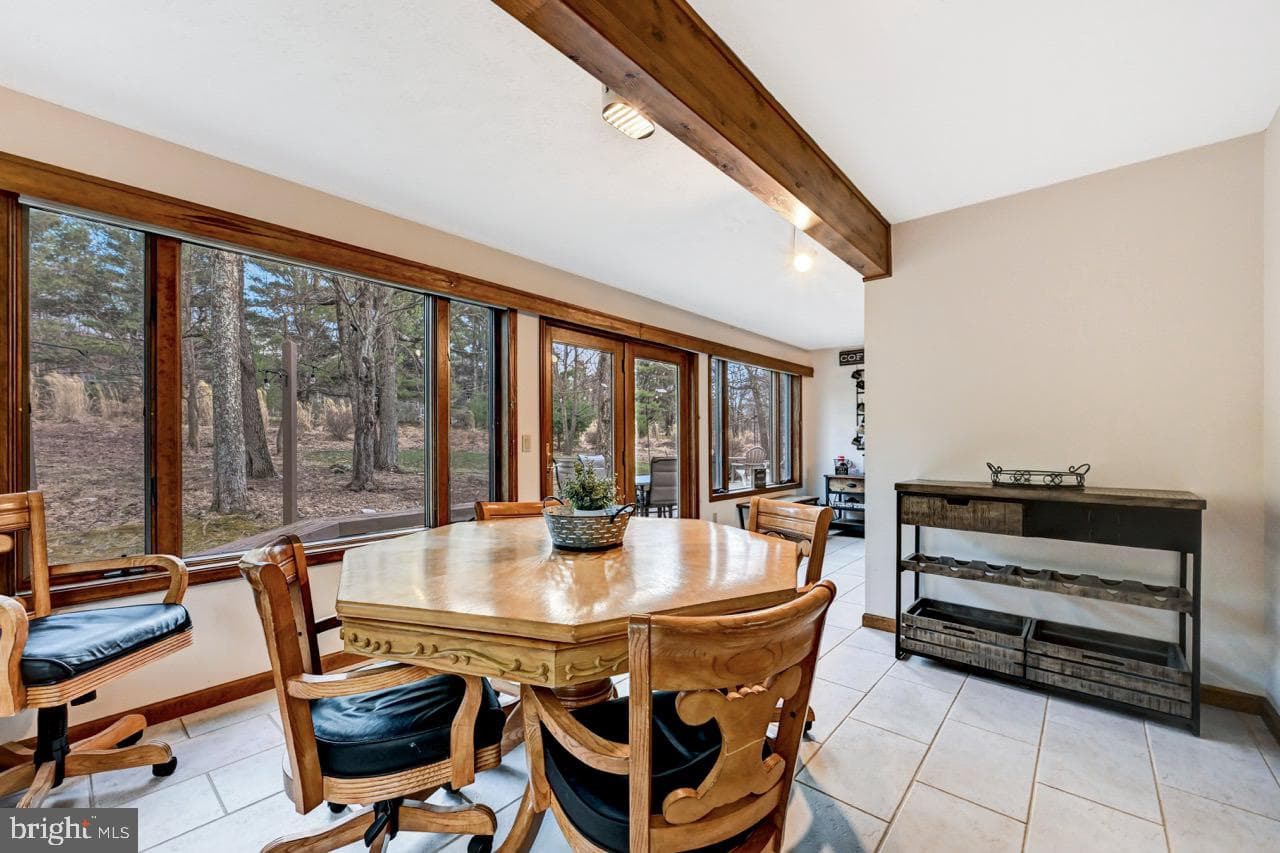 96 Wolf Road photo 26