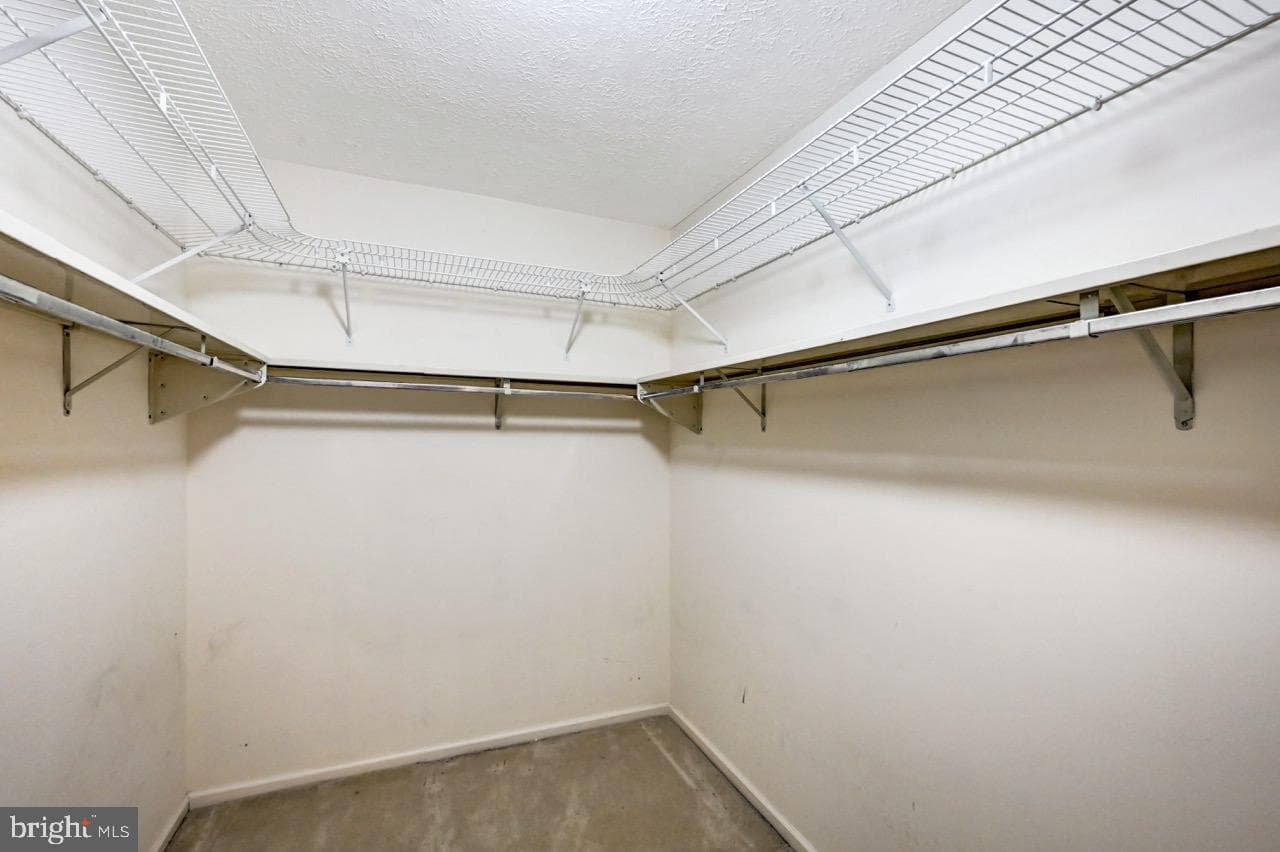 96 Wolf Road photo 47