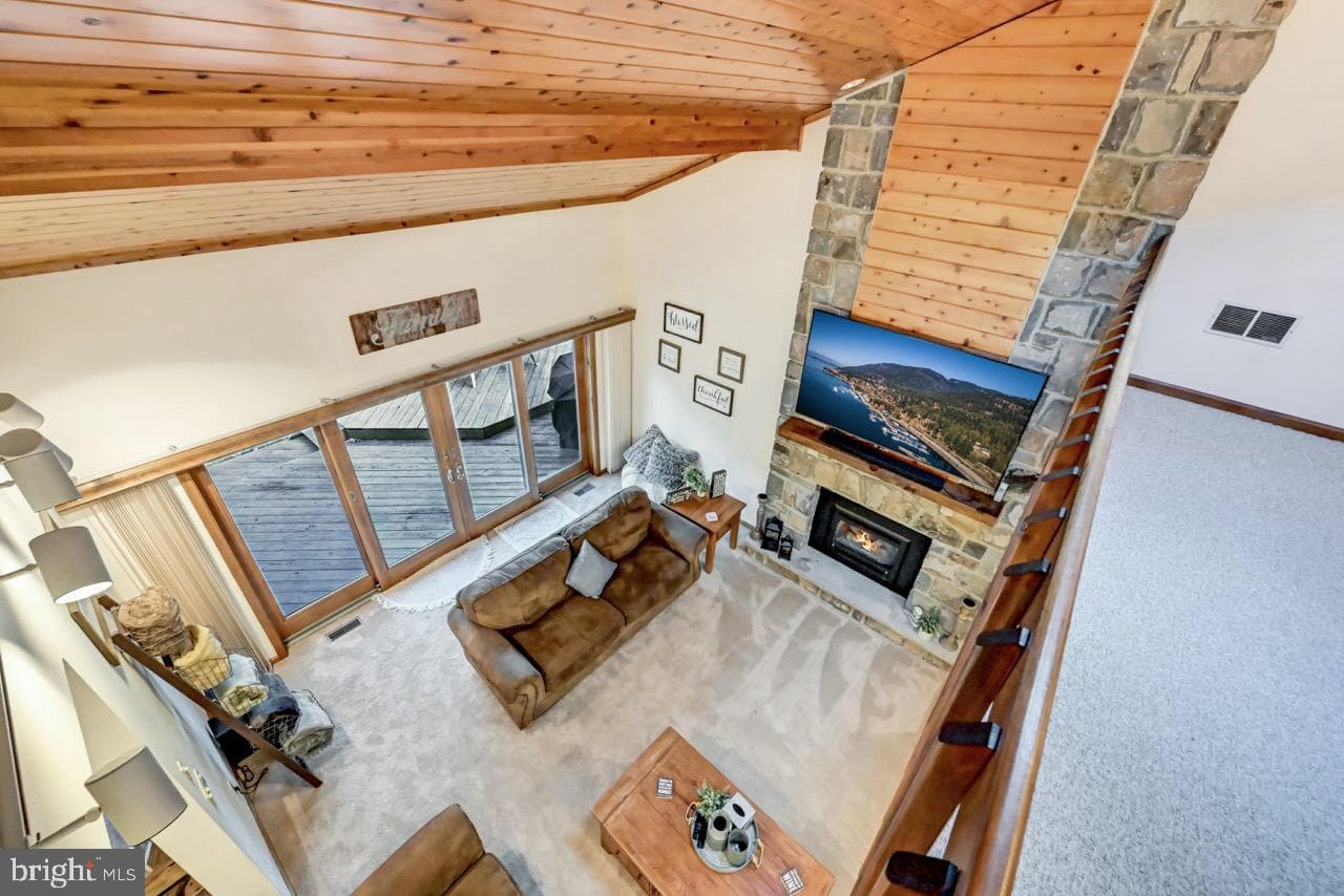 96 Wolf Road photo 50