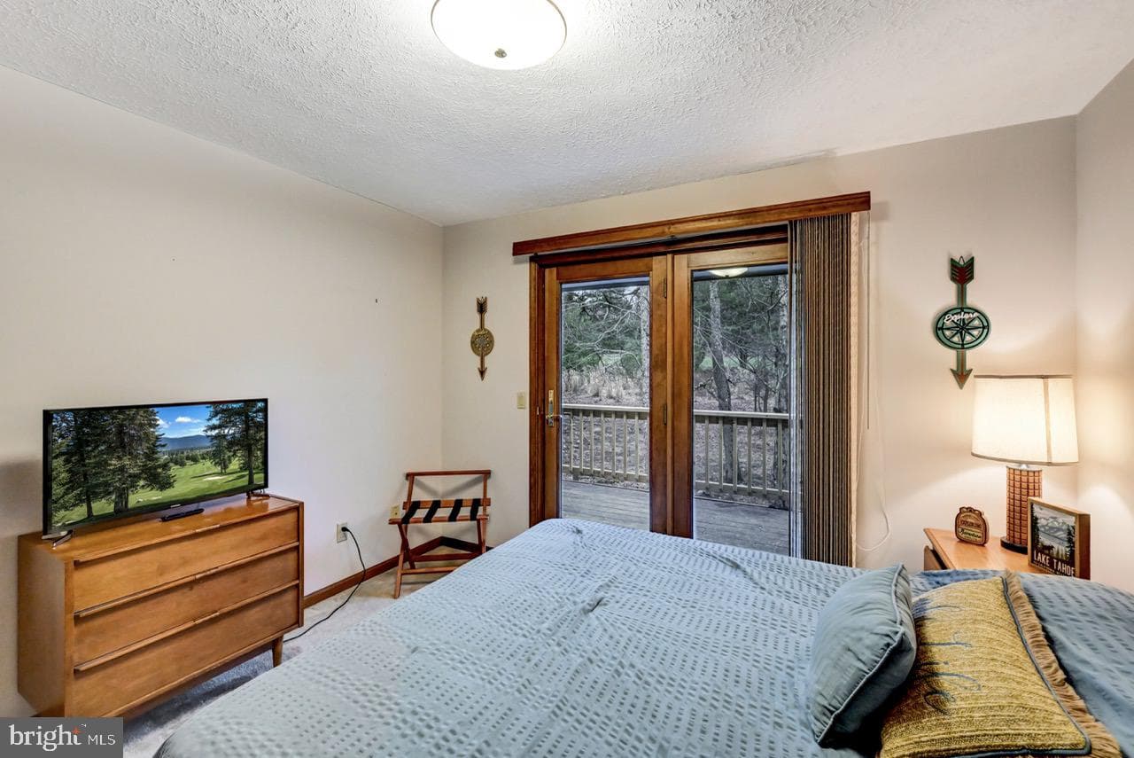 96 Wolf Road photo 56