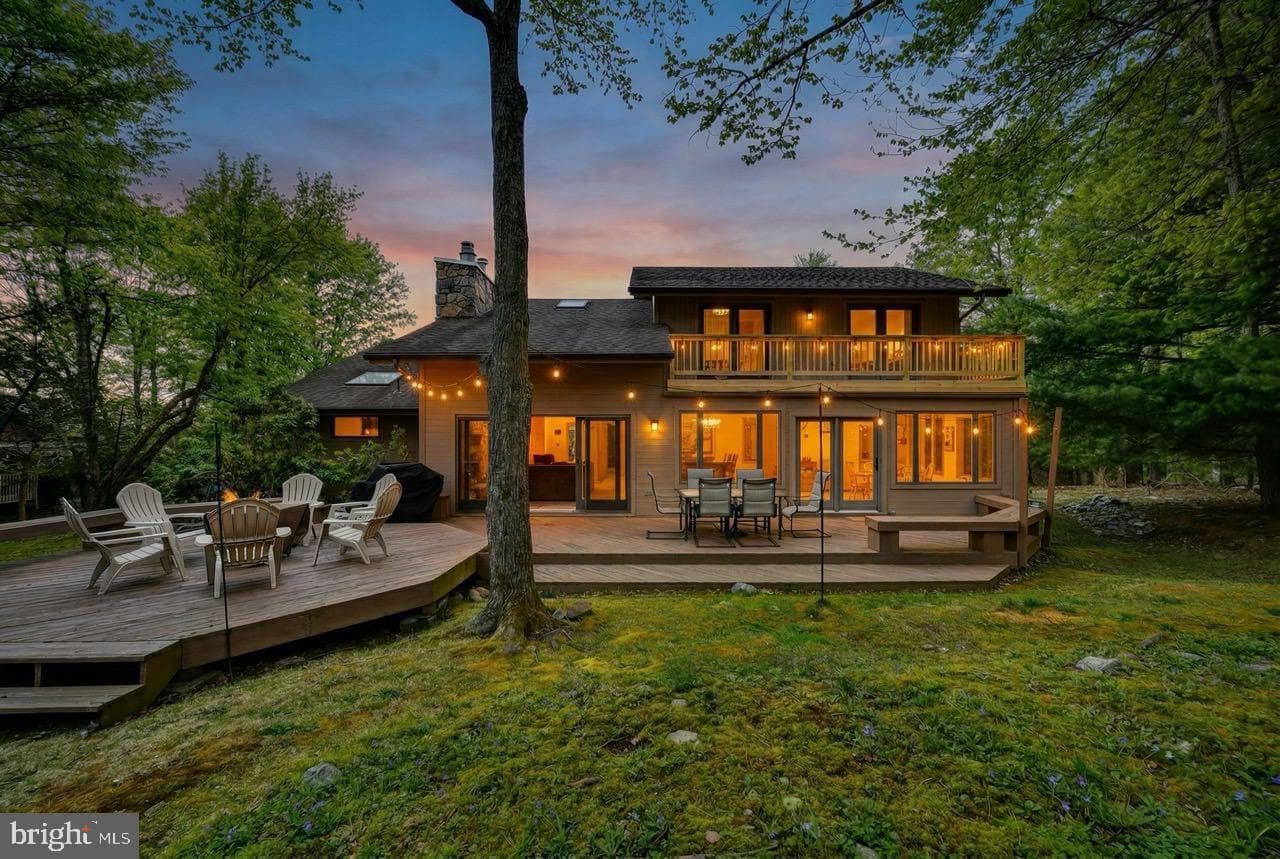 96 Wolf Road photo 6