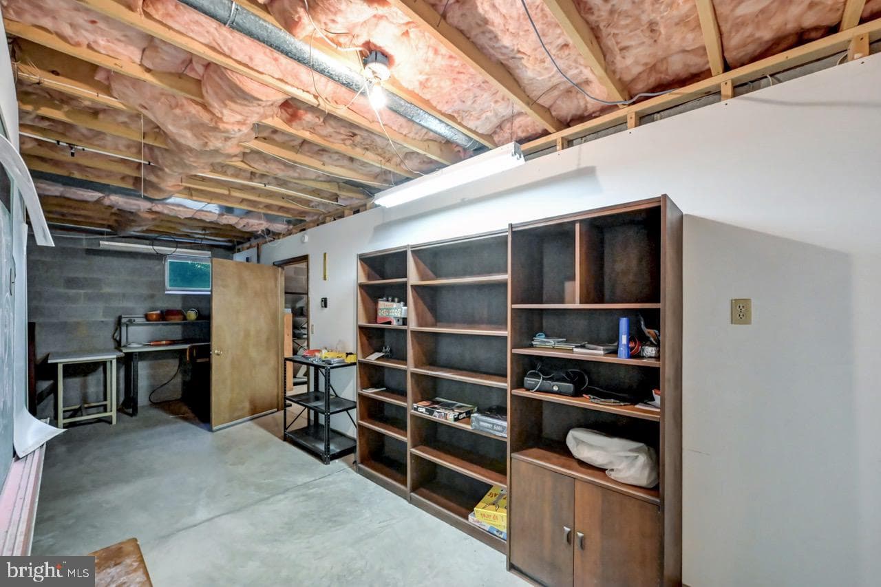 96 Wolf Road photo 83