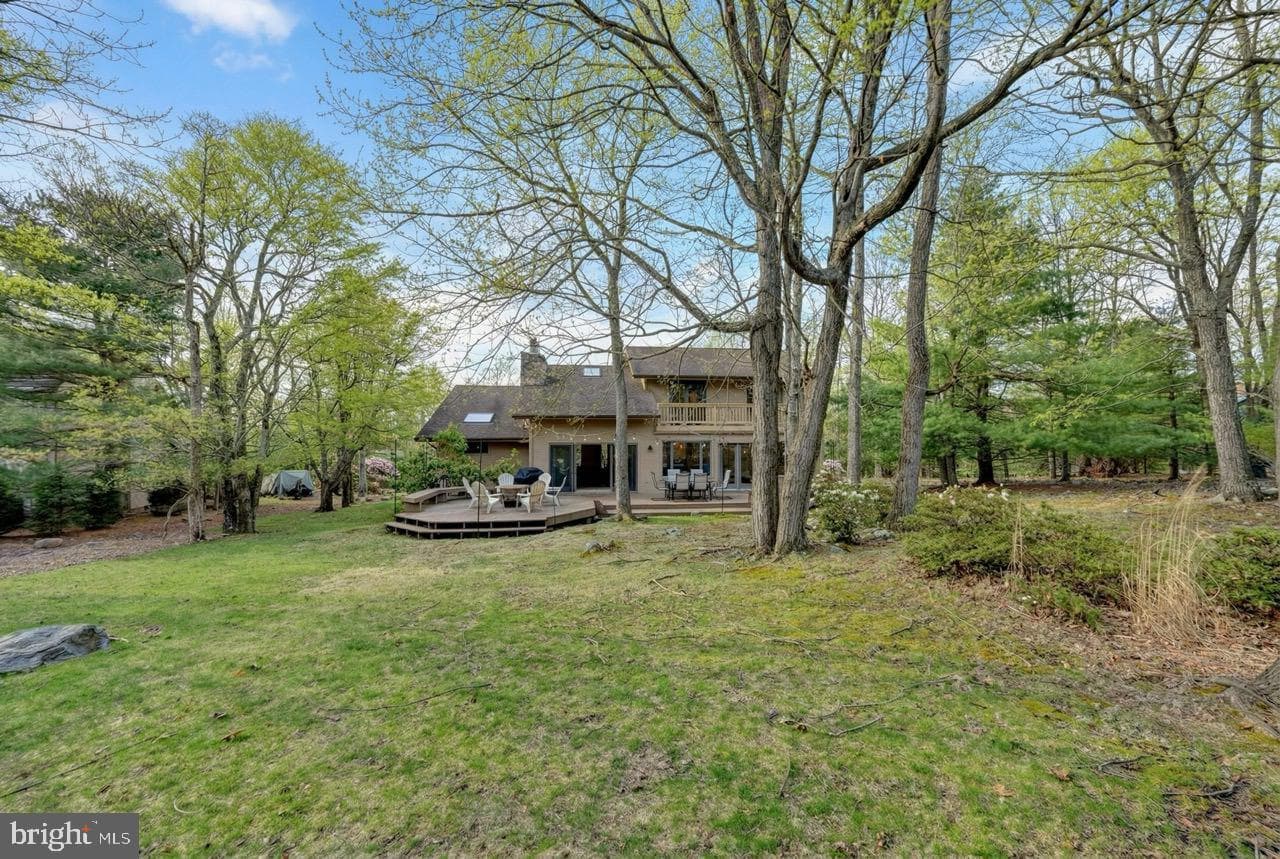 96 Wolf Road photo 89