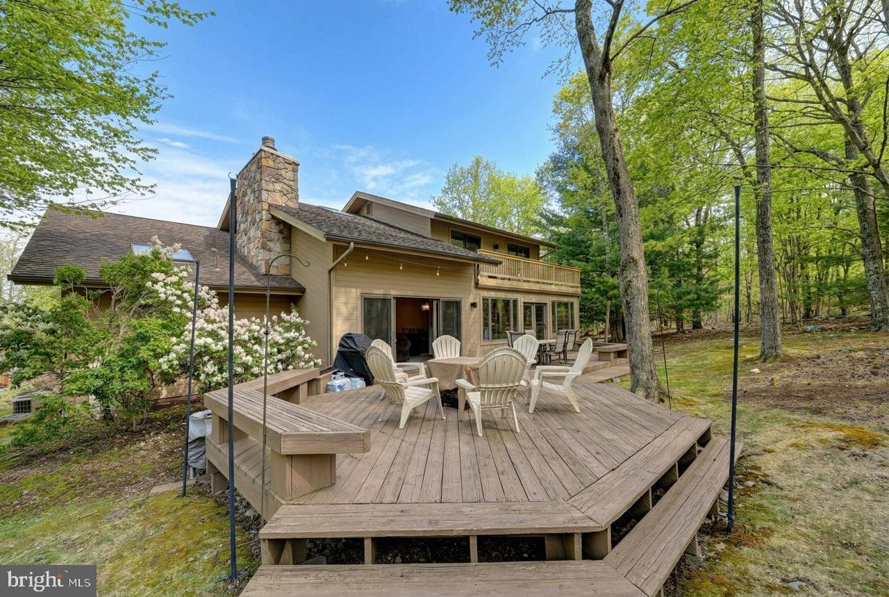 96 Wolf Road photo 90