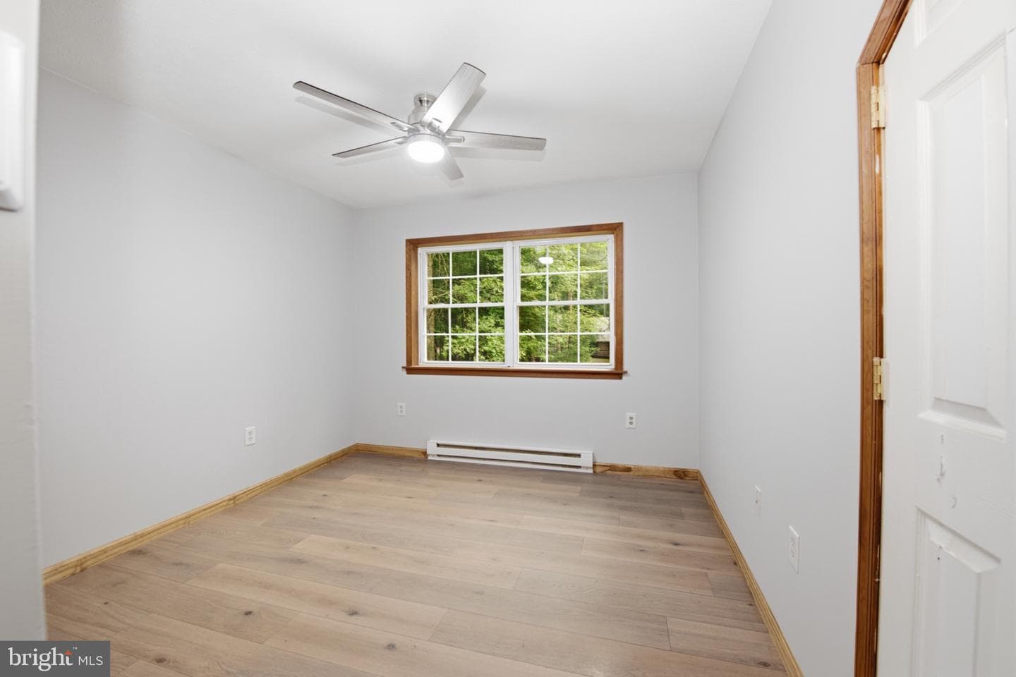 12 Sidney Mews photo 33