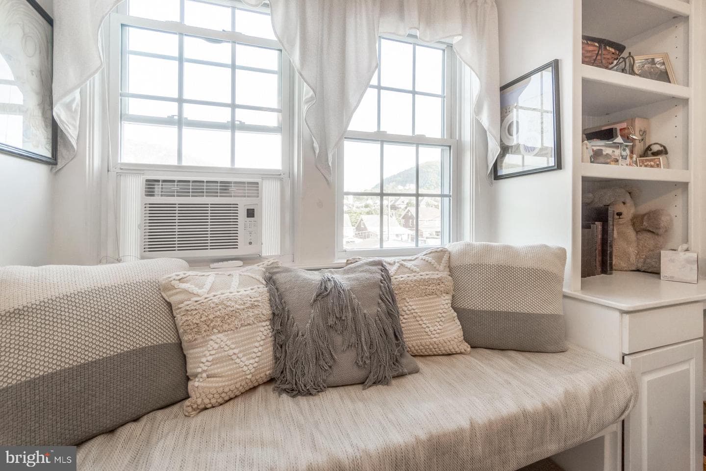 156 Lafayette Avenue photo 33