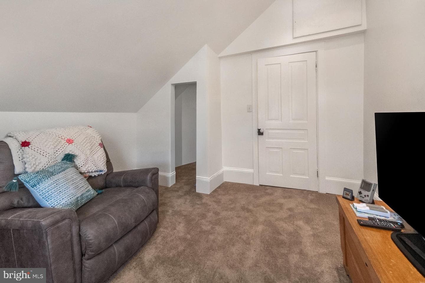 156 Lafayette Avenue photo 45