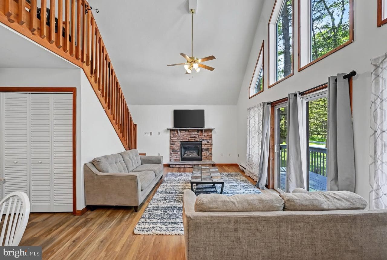 57 Swamp Hollow Lane photo 8