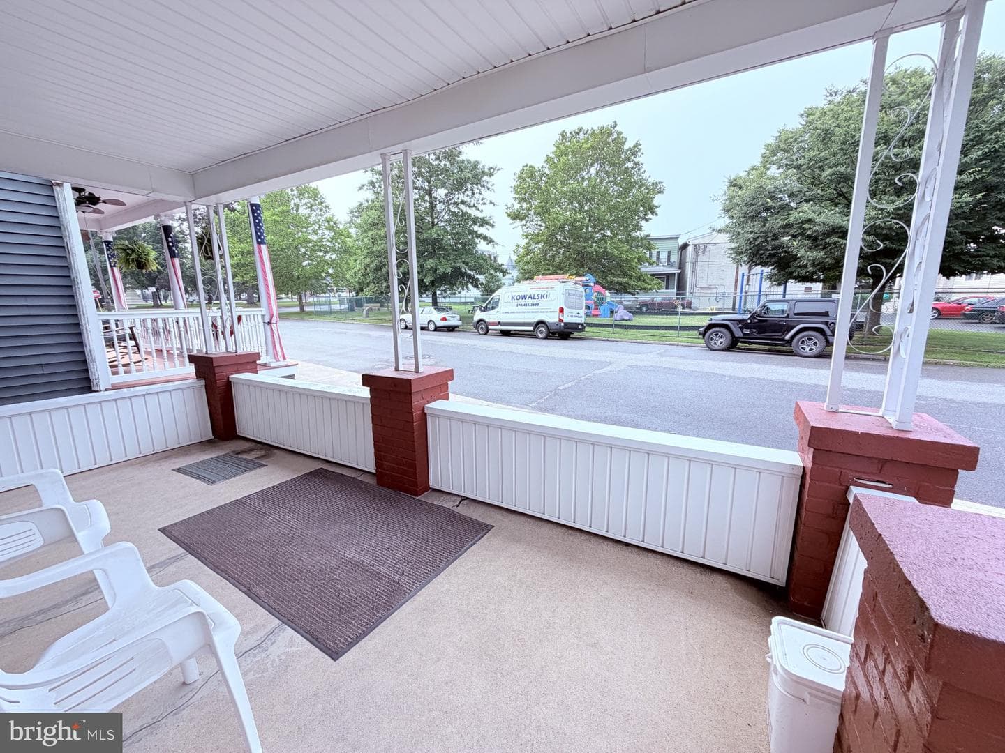 45 W Holland Street photo 33
