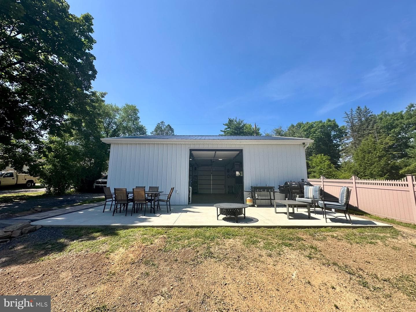 871 Lafayette Avenue photo 3
