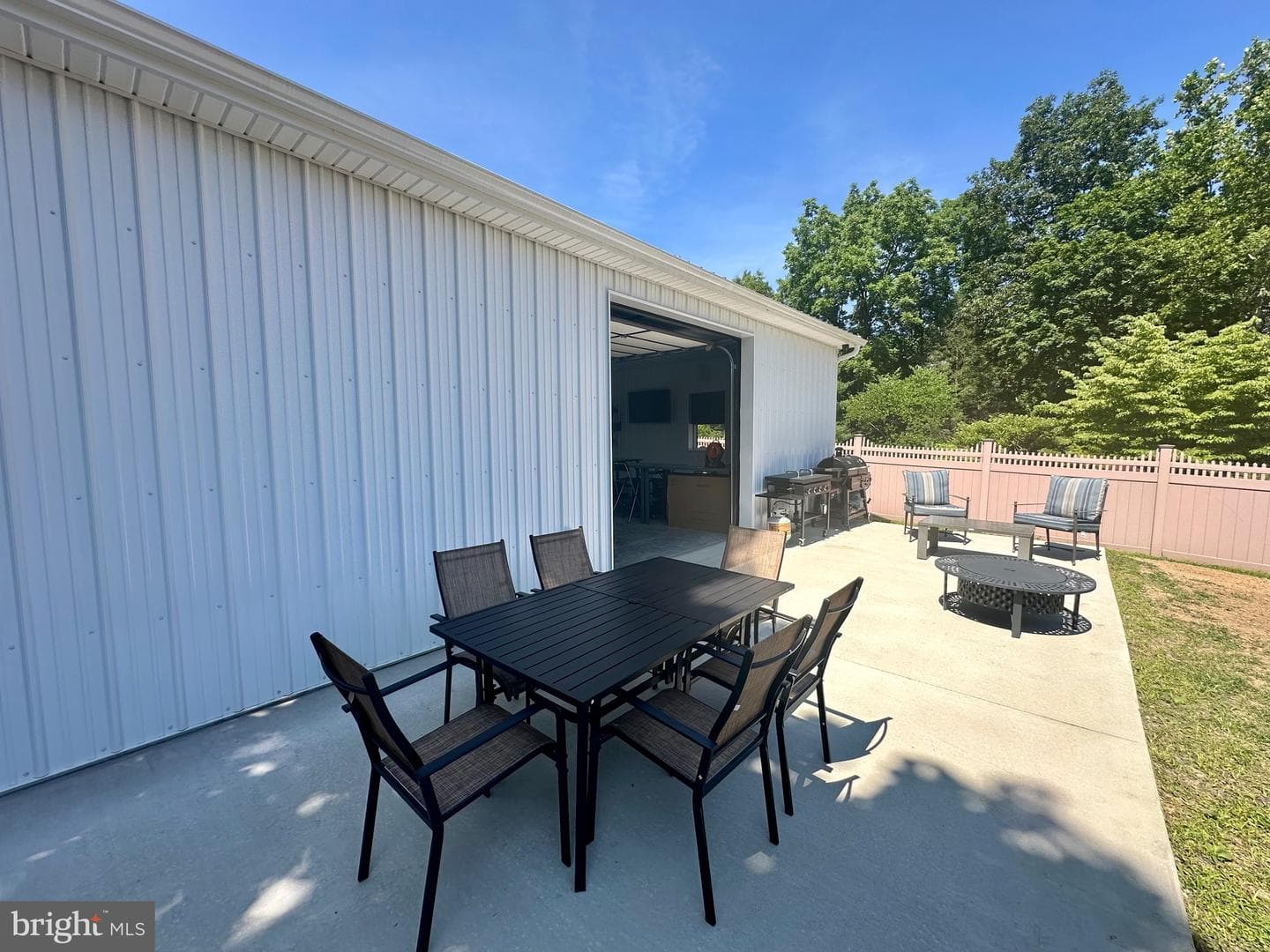 871 Lafayette Avenue photo 32