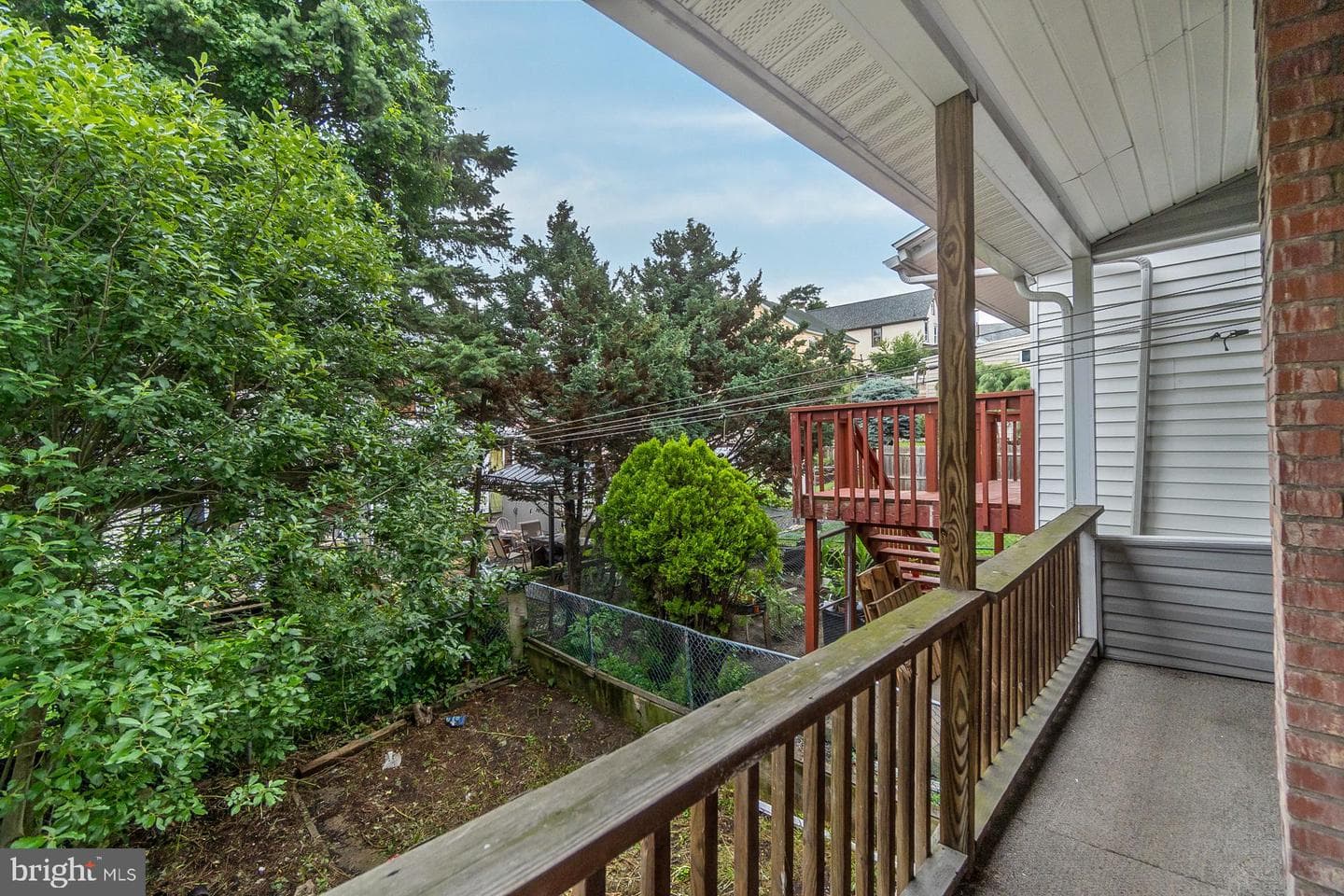 341 W Ridge Street photo 16